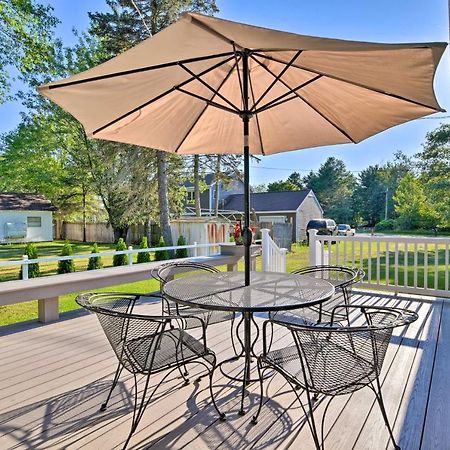Lake Huron House With Grill And Beach Access! East Tawas Luaran gambar